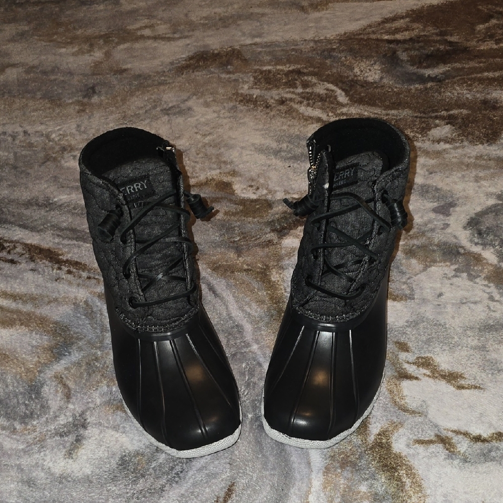 Sperry Women's Black and Gray Winter Boots